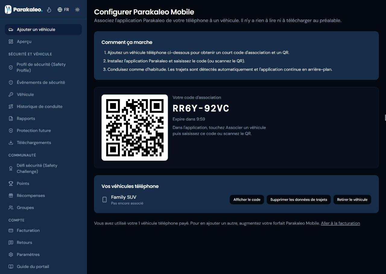 La page de configuration de Parakaleo Mobile après l'ajout d'un véhicule téléphone, avec un court code d'association, un code QR et la liste de vos véhicules téléphone.